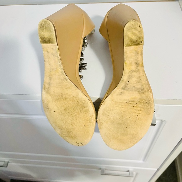 Nude and crystal wedges - Picture 5 of 5